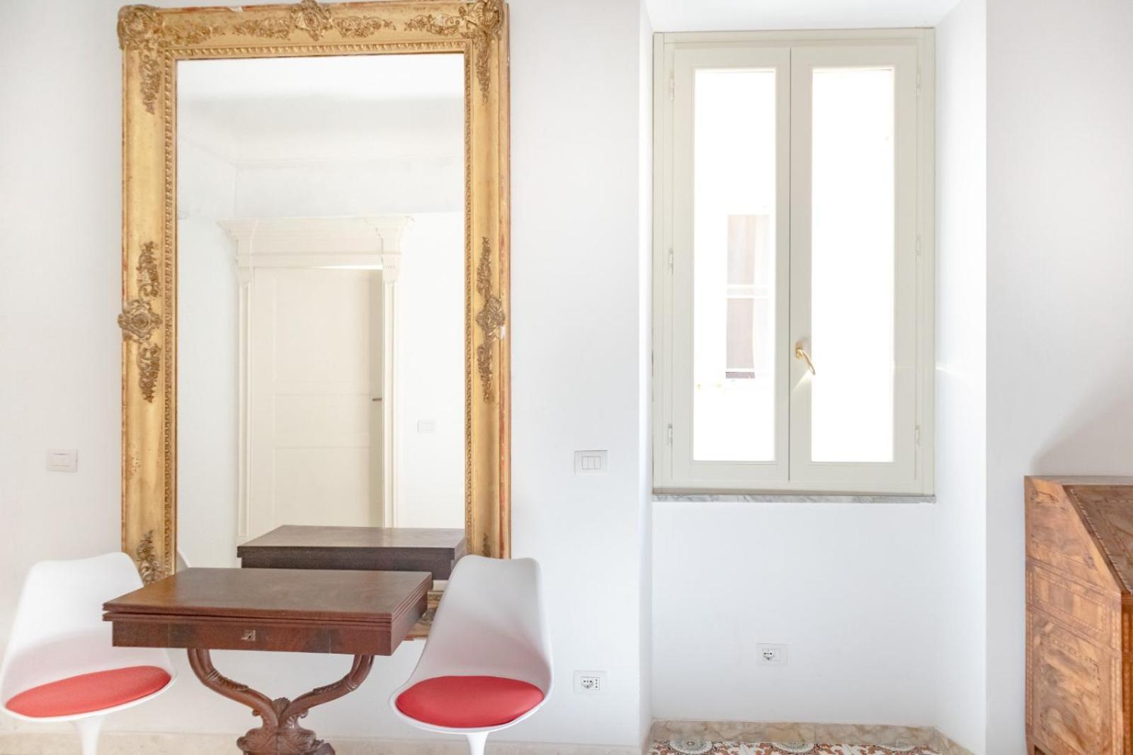 Honore De Balzac Alghero Luaran gambar